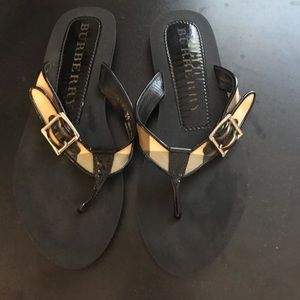 Burberry flip flops